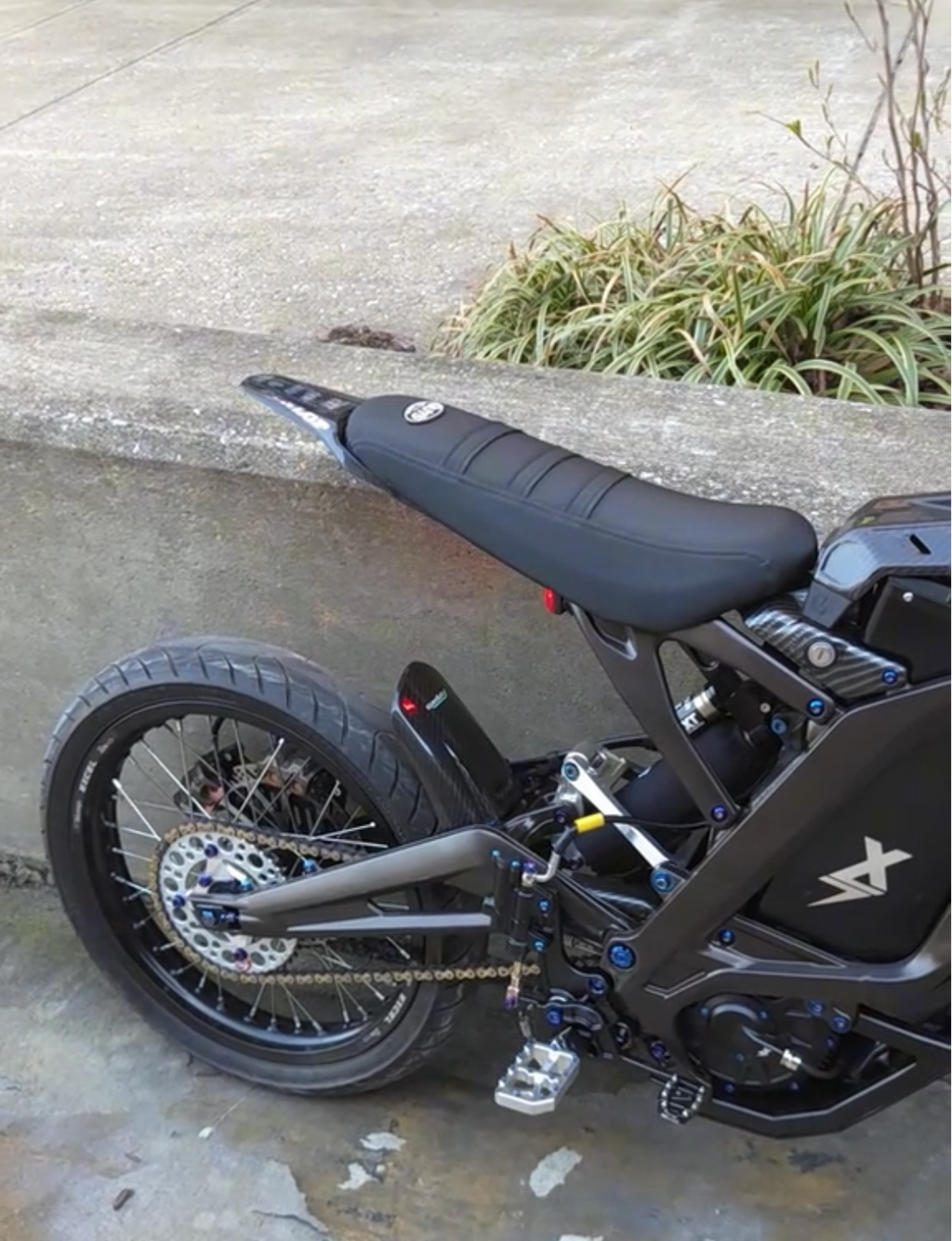 SURRON LBX TITANIUM